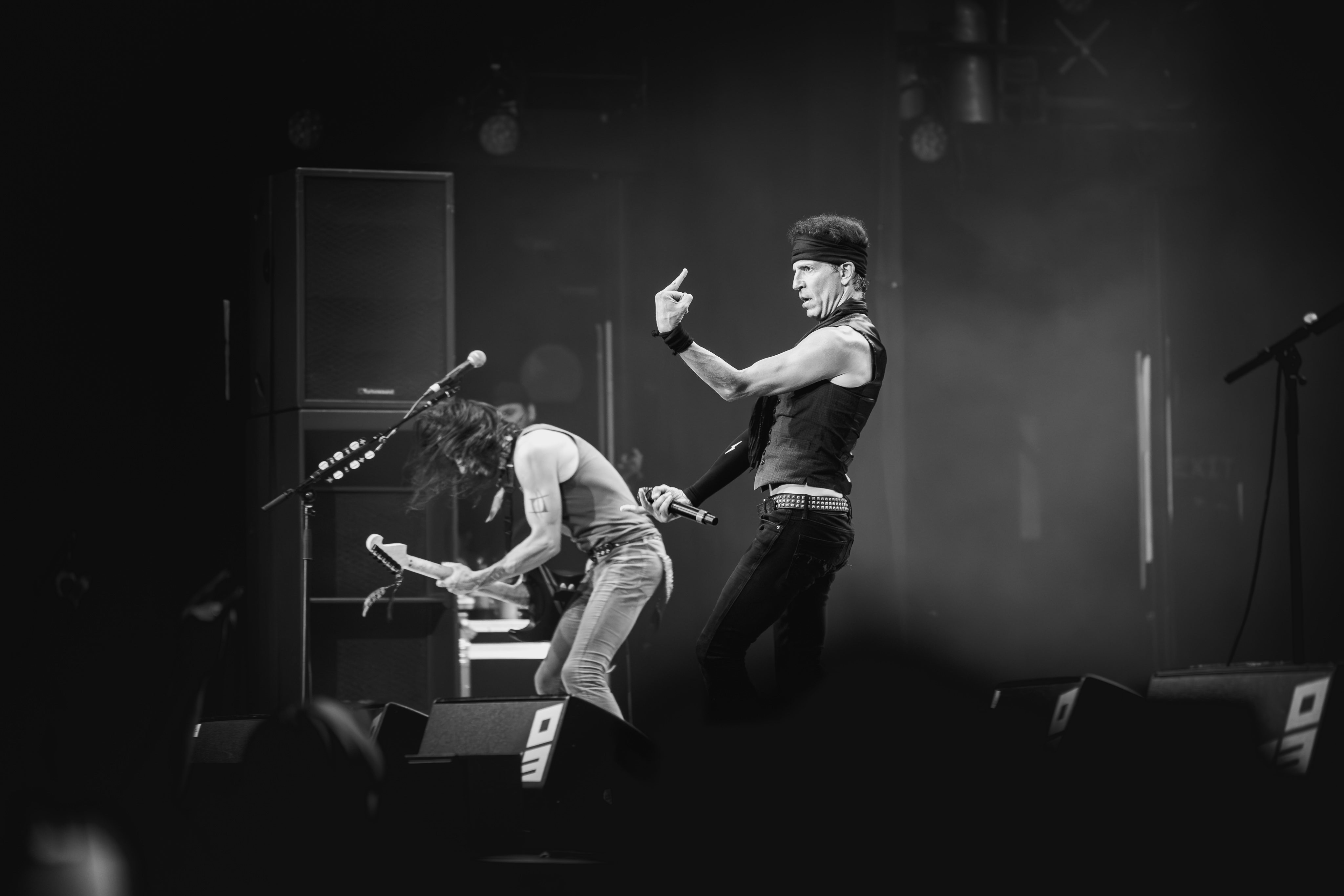 013 Poppodium Tilburg — 2025 08 12 An Evening With Extreme — 0018 — 2025 08 12 21 33 14 Foto 3747