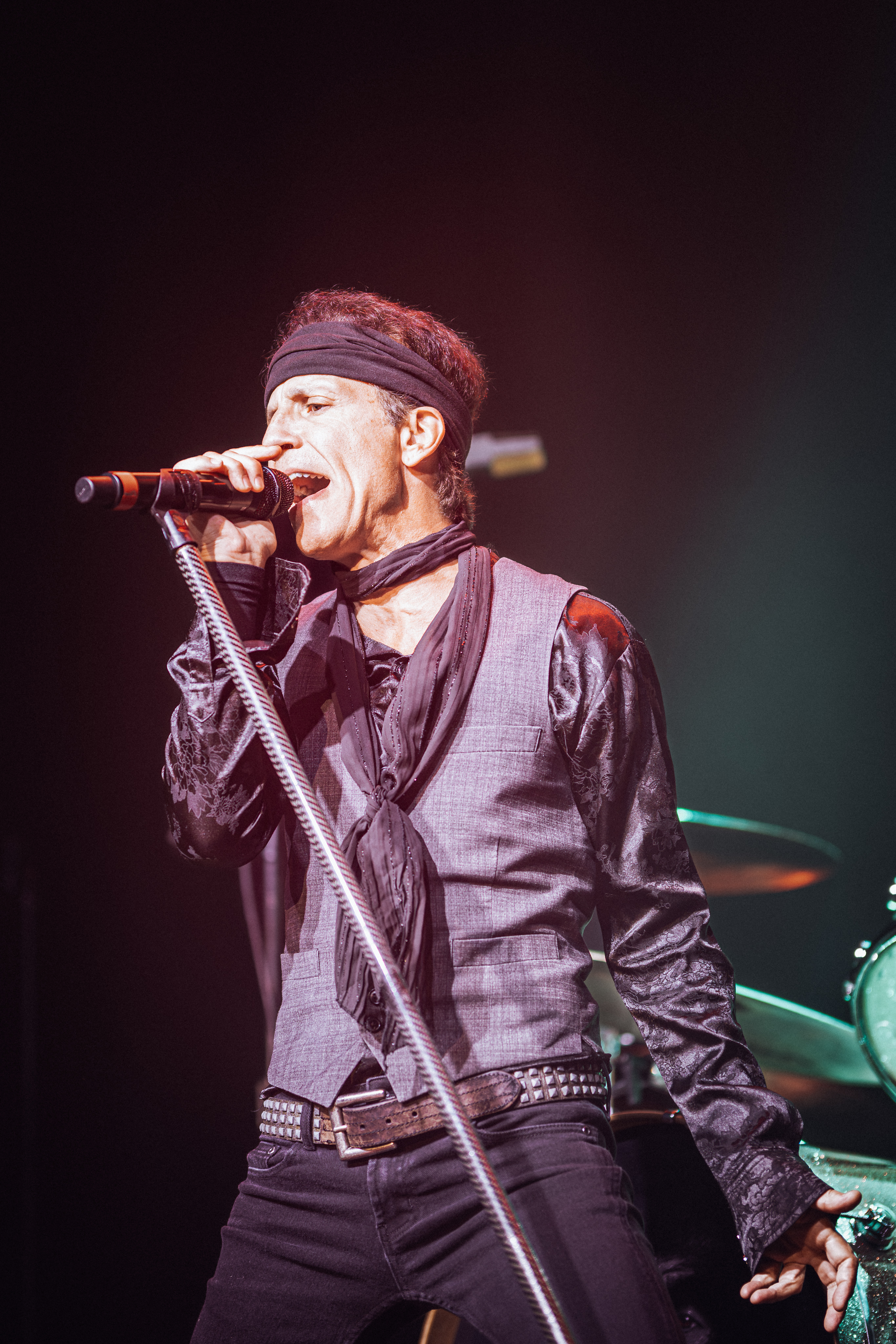 013 Poppodium Tilburg — 2025 08 12 An Evening With Extreme — view — 0004 — 2025 08 12 20 10 17 Foto 9424