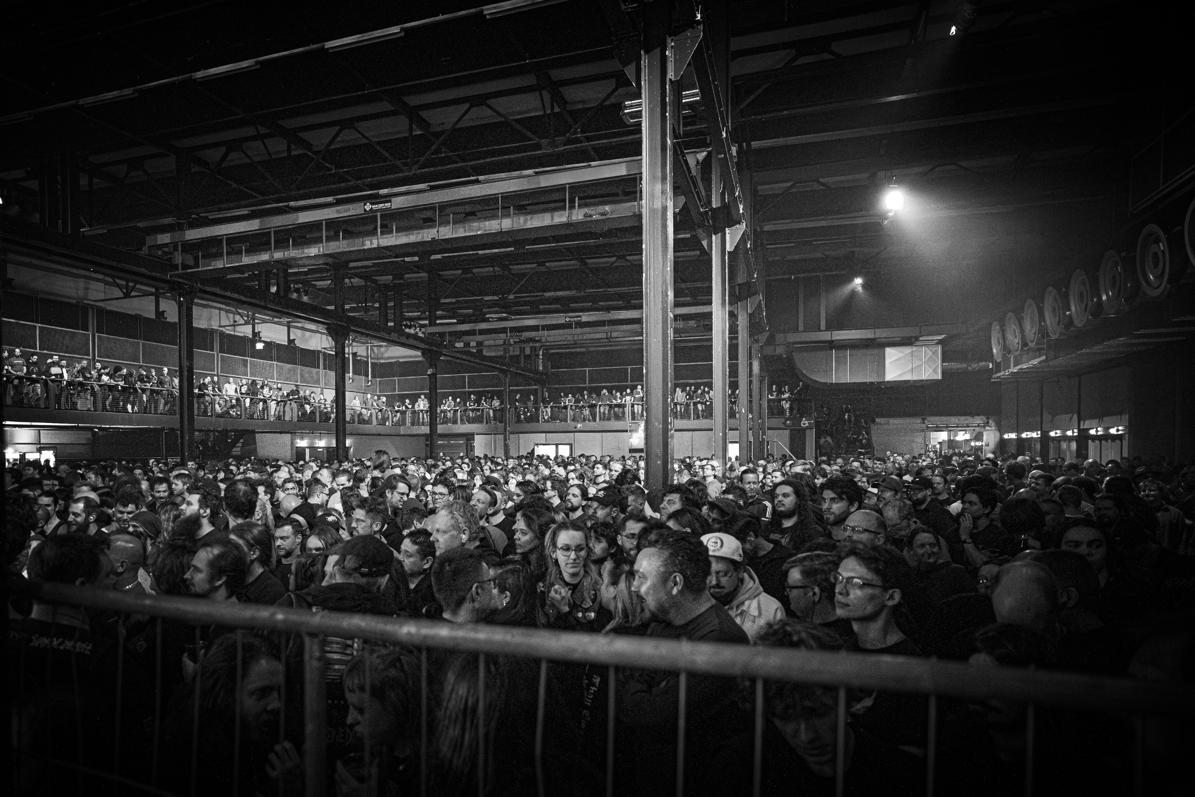 Headbangers Parade Eindhoven — 2024 — textures — 0003 — Foto 3284