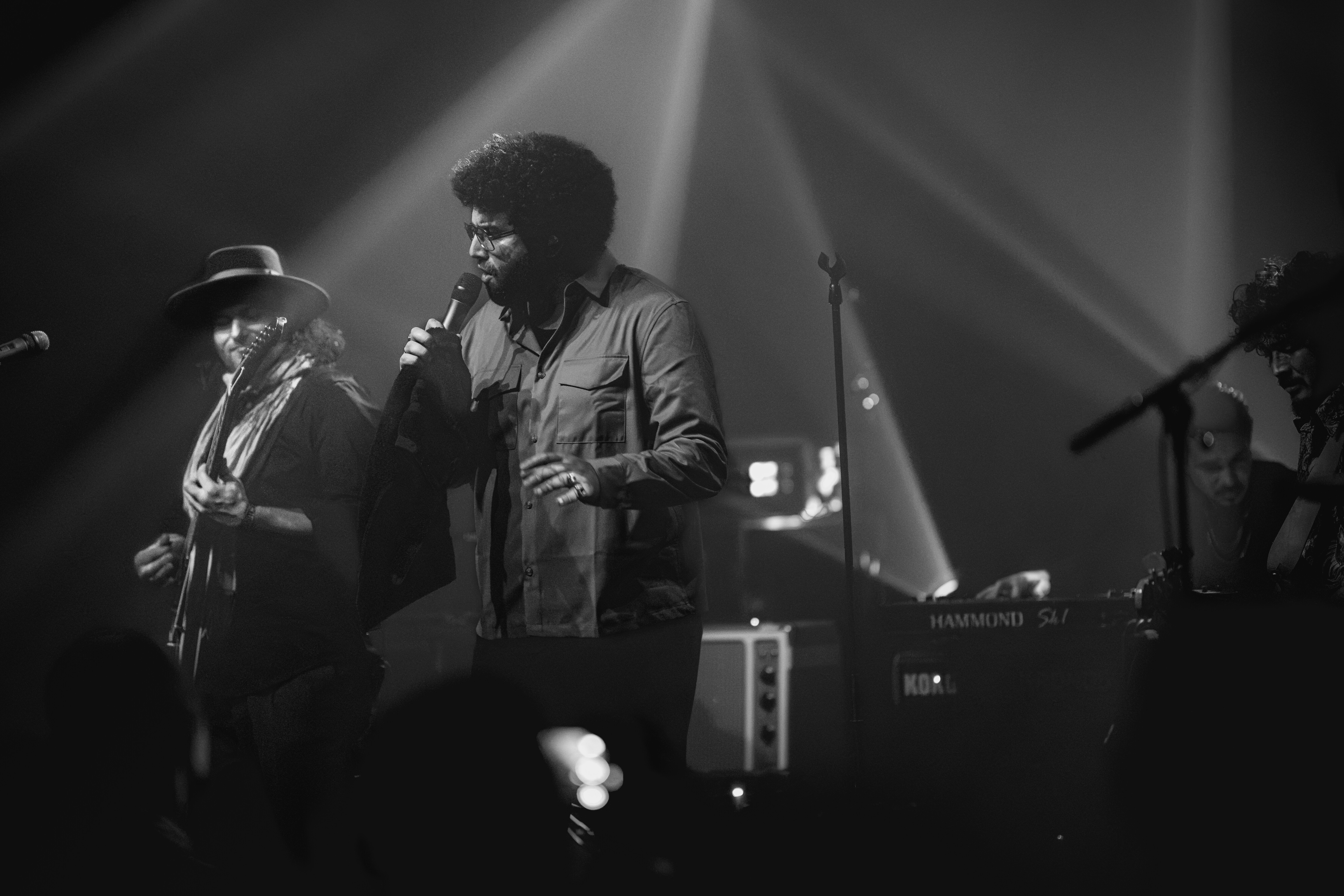 Melkweg Amsterdam — 2024 12 18 Rilan And The Bombardiers — 0015 — Foto 1035