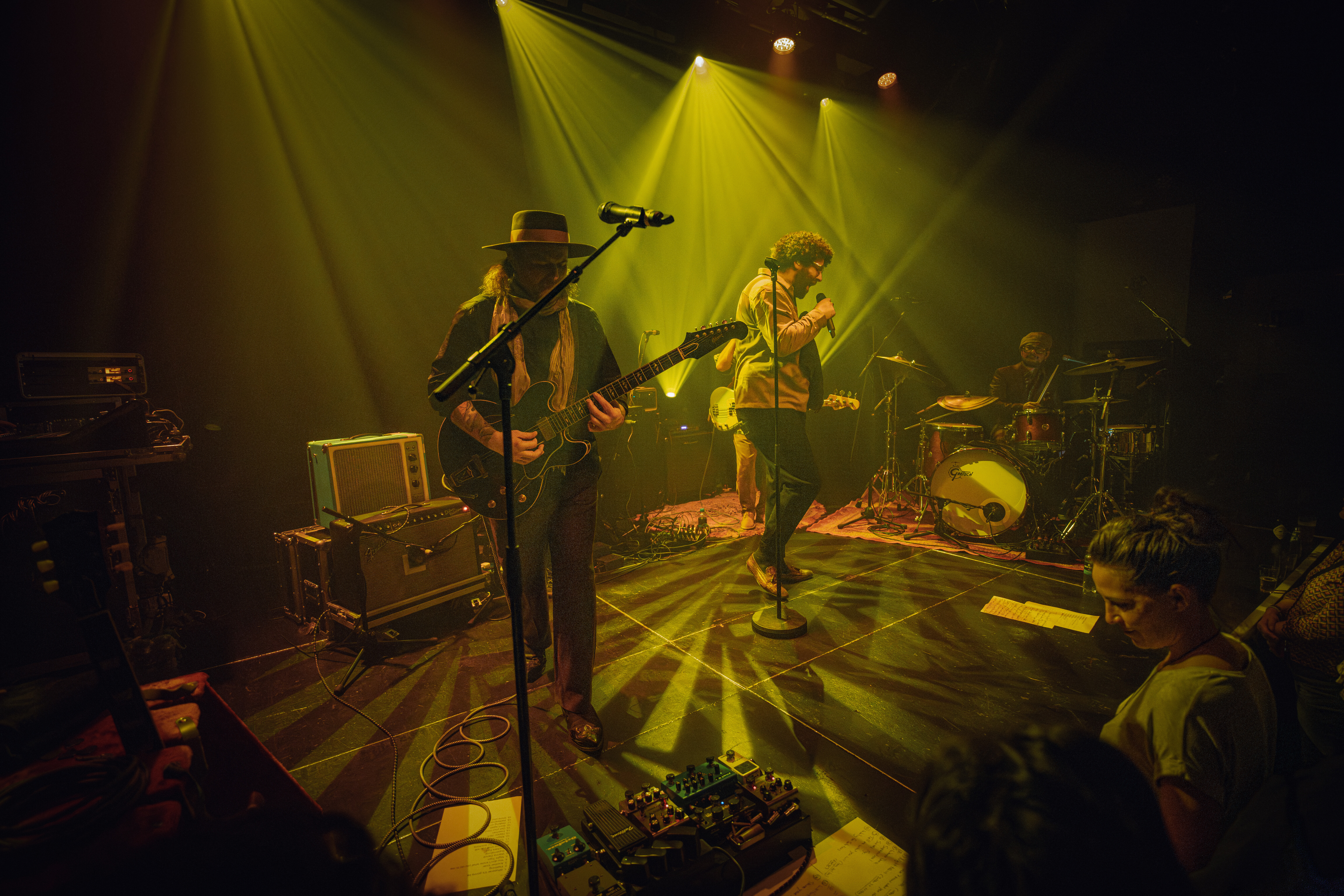 Melkweg Amsterdam — 2024 12 18 Rilan And The Bombardiers — 0006 — Foto 0149