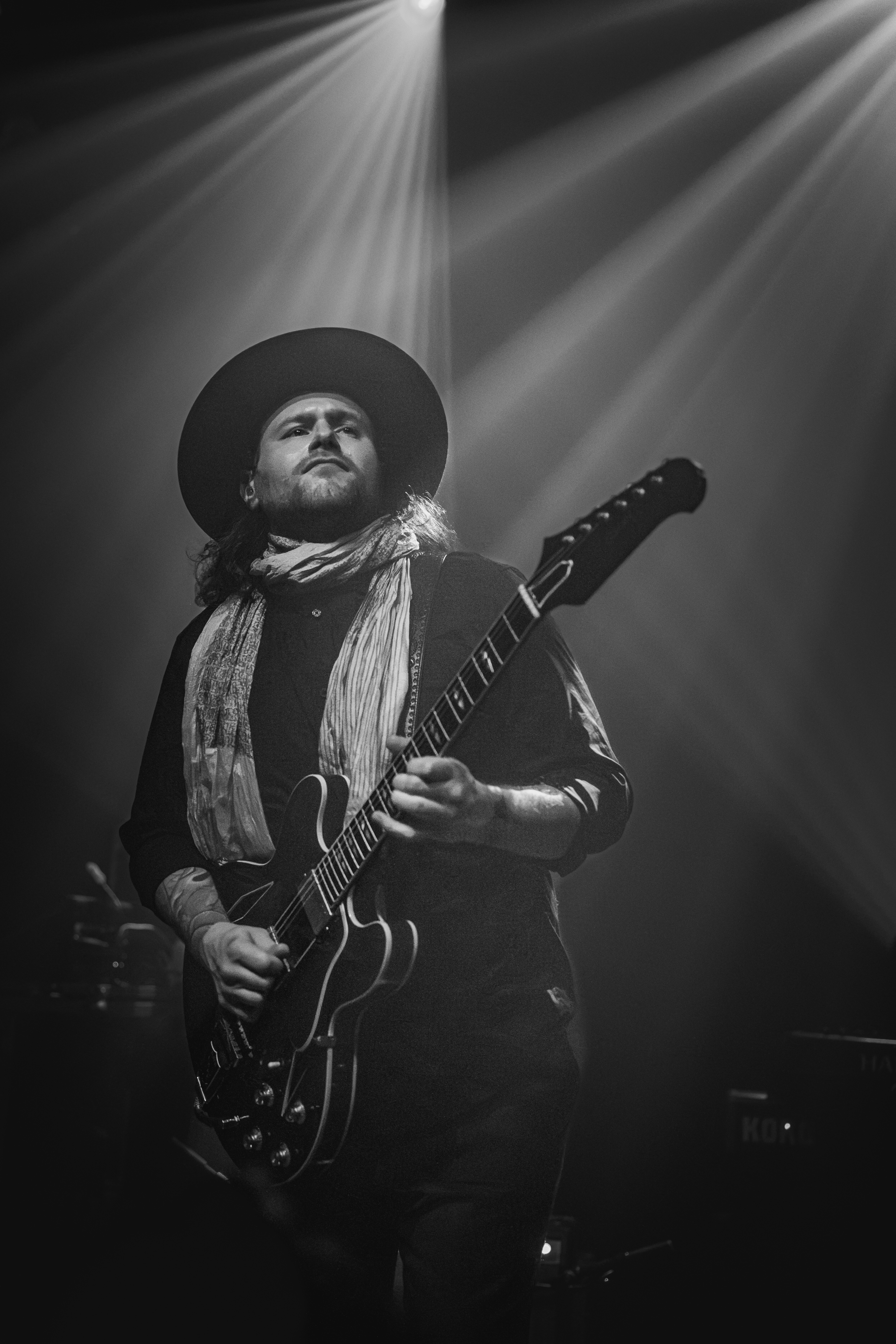 Melkweg Amsterdam — 2024 12 18 Rilan And The Bombardiers — 0123 — Foto 5047