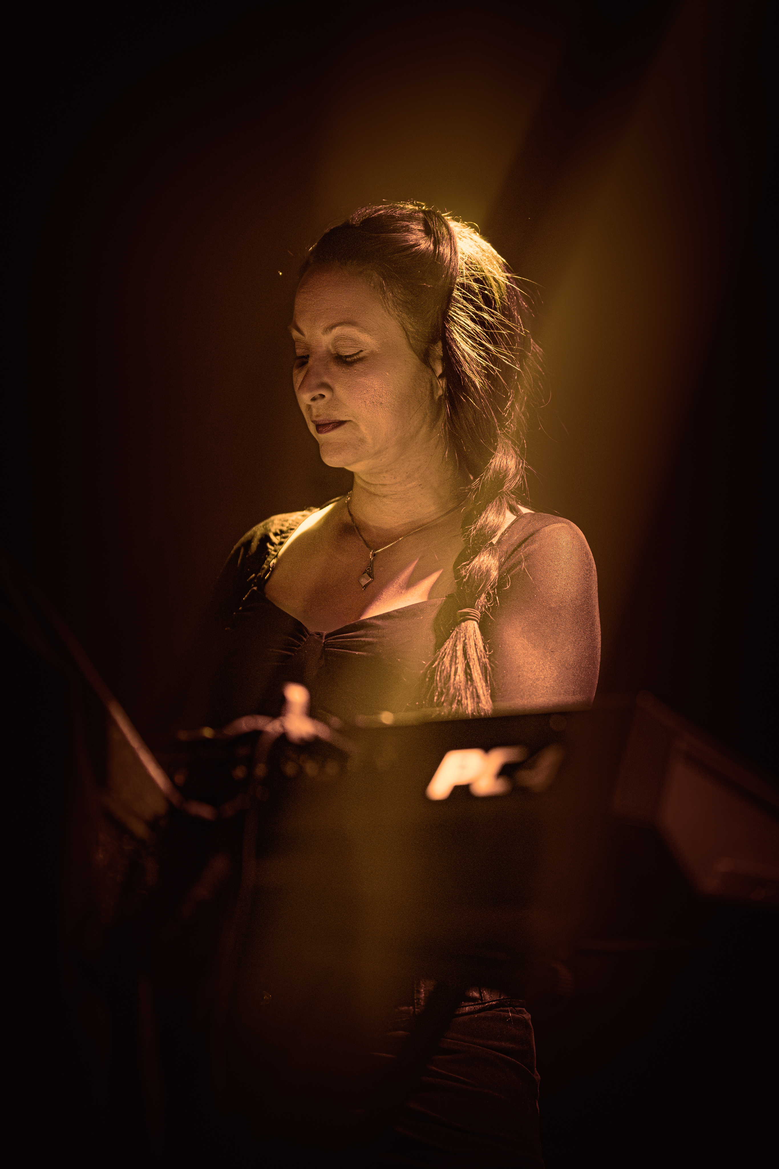 Patronaat Haarlem — 2025 05 23 Grima Ultar Houle Aquilus Suldusk — guests — 0033 — Foto 4014