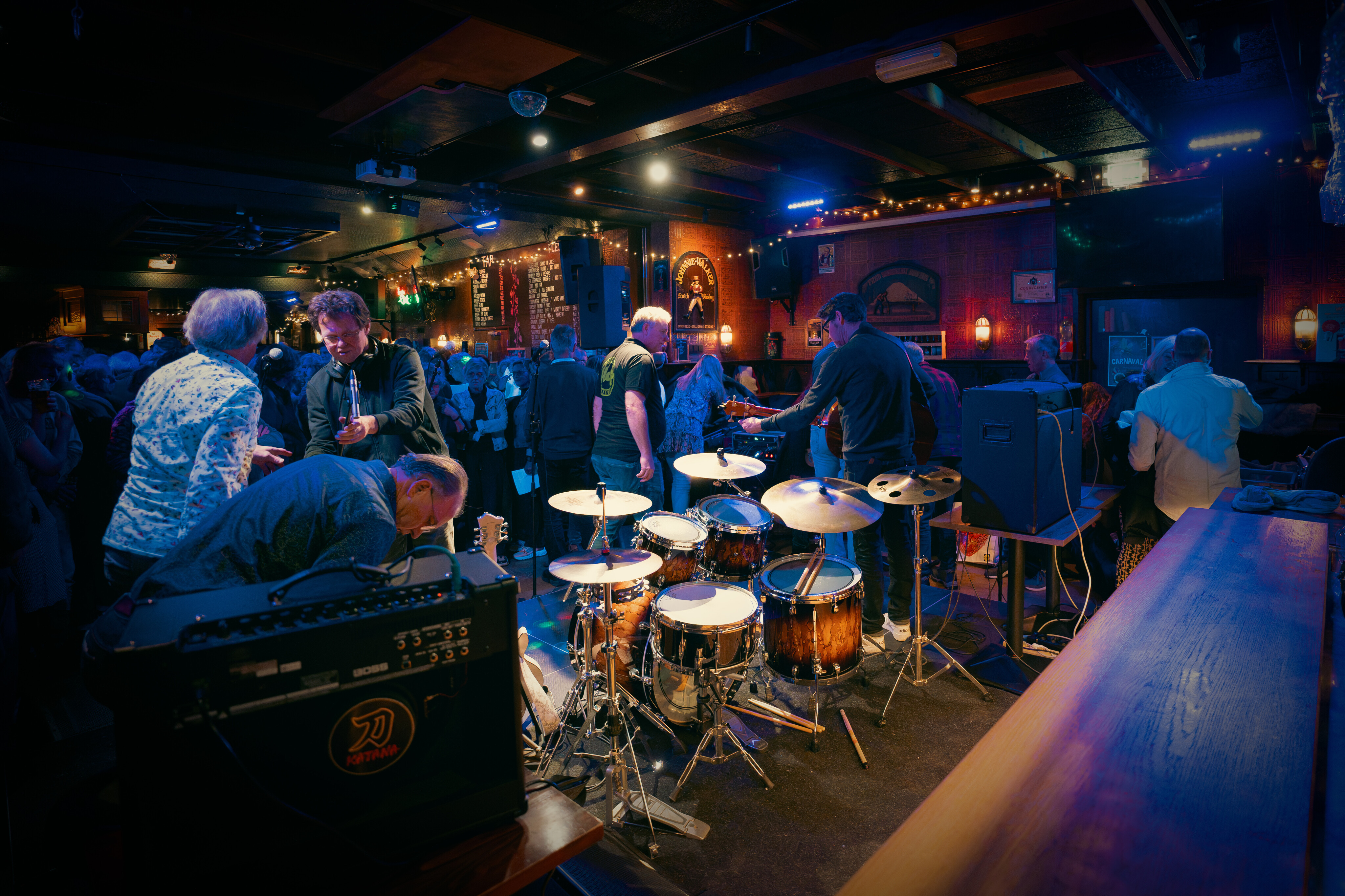 Proeflokaal Hop Heiloo — 2024 01 26 Join The Band The Kinks Tribute — 0009 — Foto 4719
