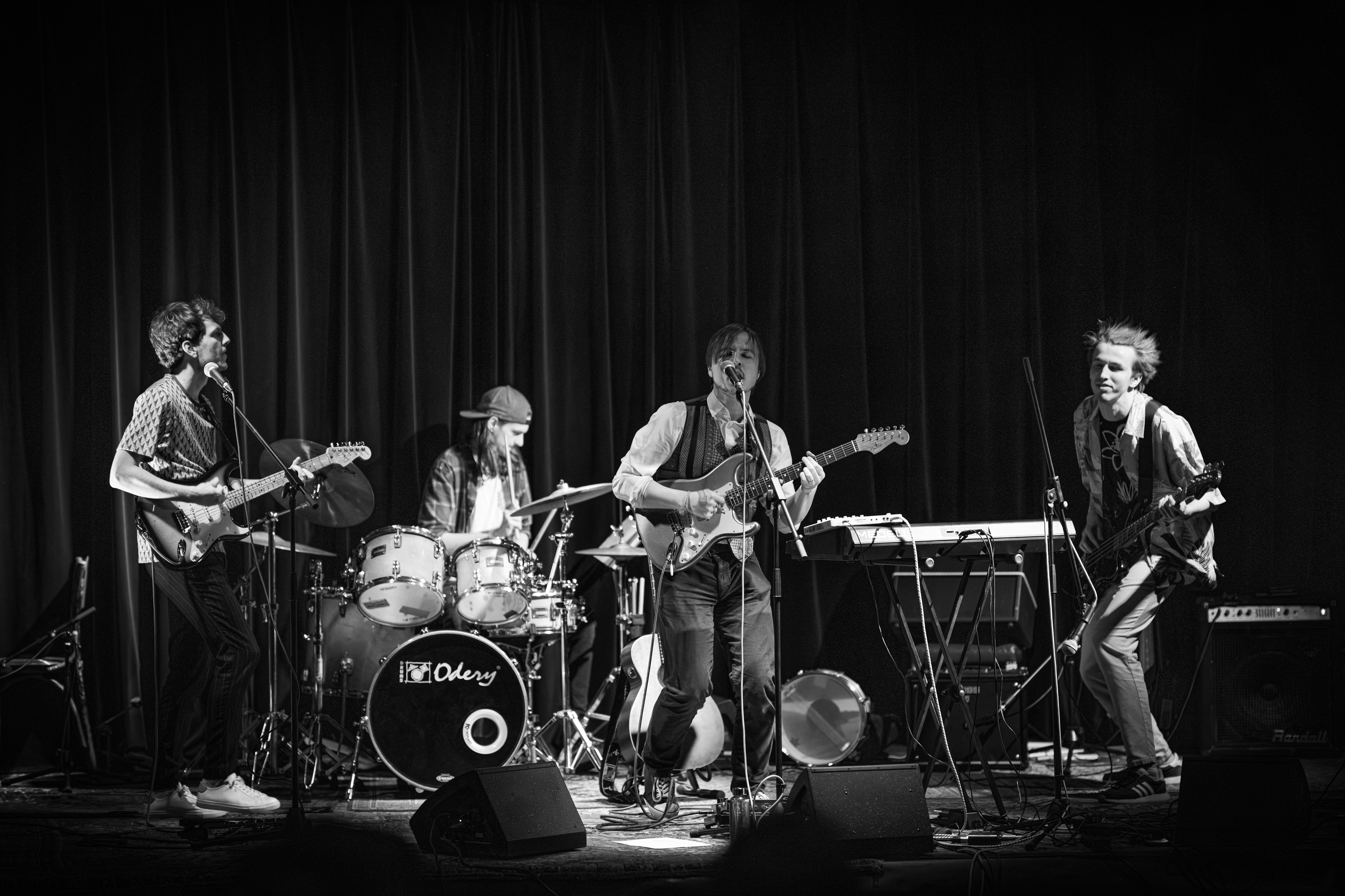 Stadsfabriek Alkmaar — 2024 05 09 Stadsfabriek Live Diversion Any Can Play Radiohead — any Can Play Radiohead — 0003 — Foto 1962